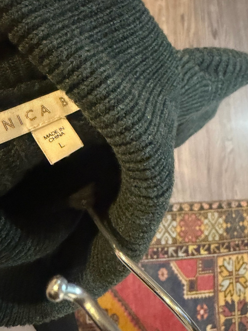 🍁Veronica Beard 🍁Forest Green Wool Turtleneck Sweater with Gold Buttons - Picture 4 of 4